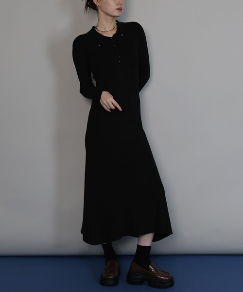 J by blue（ジェイバイブルー）の「ポロリブニットワンピース（ワンピース・レディース・ブラック/チャコールグレー/ベージュ/ブラウン・MEDIUM）」の12枚目の写真