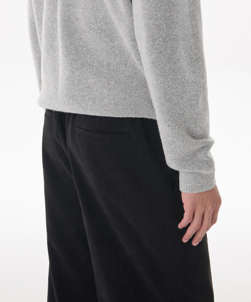 MUSINSA STANDARD（ムシンサスタンダード）の「ブラシドワンタックワイドバンディングパンツ[ブラック]（スラックス・メンズ・その他・36/34/32/30/26/28/40/38/42）」の4枚目の写真