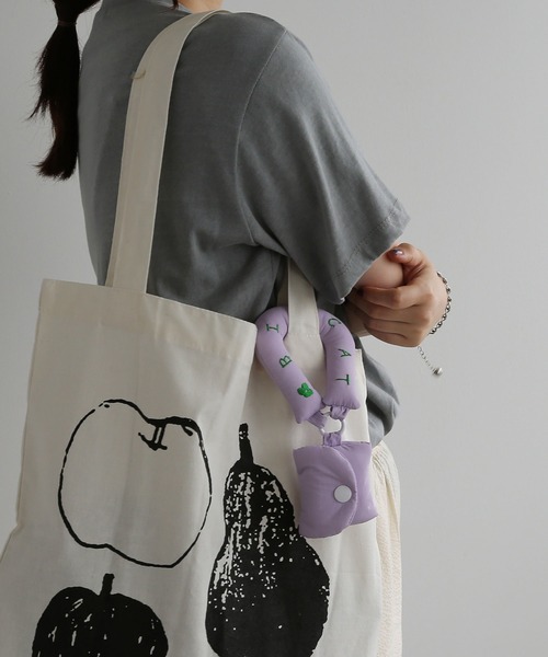 colleca la（コレカラ）の「ペールカラー クッションイヤホンケース（ヘッドフォン/イヤホン・レディース・パープル/ブルー・FREE）」の5枚目の写真