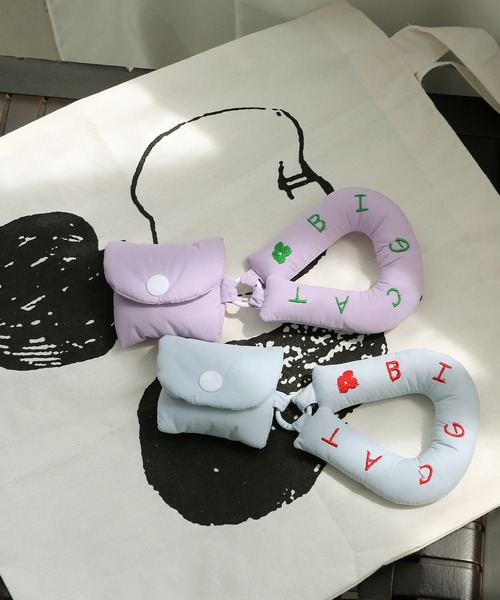 colleca la（コレカラ）の「ペールカラー クッションイヤホンケース（ヘッドフォン/イヤホン・レディース・パープル/ブルー・FREE）」の7枚目の写真