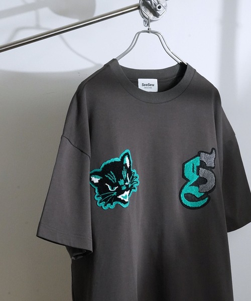 SeeSew(シーソー)の「【UNISEX】NEKOMATA SAGARA TEE/ネコマタサガラTシャツ(Tシャツ/カットソー・メンズ・ホワイト/チャコールグレー/ブラック・L/M)」の6枚目の写真
