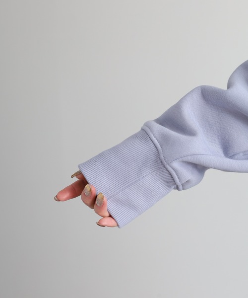 GUESS JEANS（ゲスジーンズ）の「GUESS JEANS ノッチドラペルカラー ポロスウェット（スウェット・レディース・ライトブルー・XS/L/M/S）」の11枚目の写真