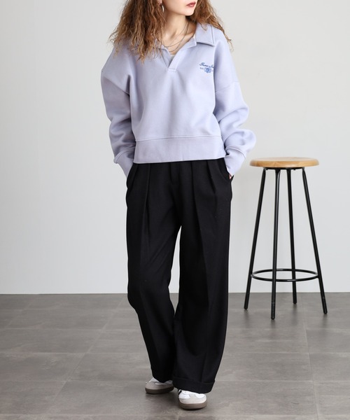 GUESS JEANS（ゲスジーンズ）の「GUESS JEANS ノッチドラペルカラー ポロスウェット（スウェット・レディース・ライトブルー・XS/L/M/S）」の4枚目の写真