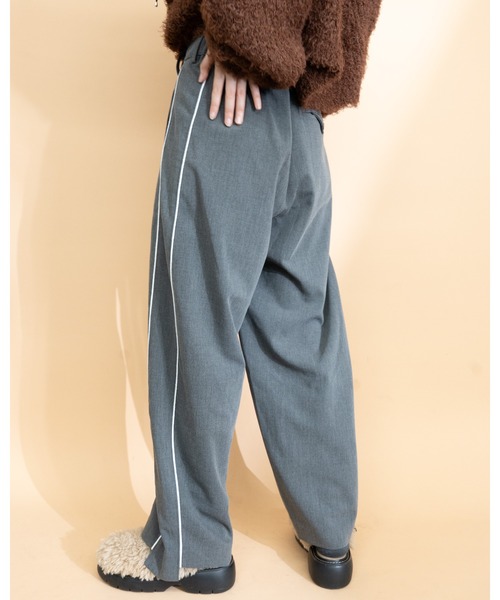 MIDVEIN(ミッドヴェイン)の「Side line curve pants(スラックス・レディース・チャコールグレー/ブラック/ブラウン・FREE)」の15枚目の写真