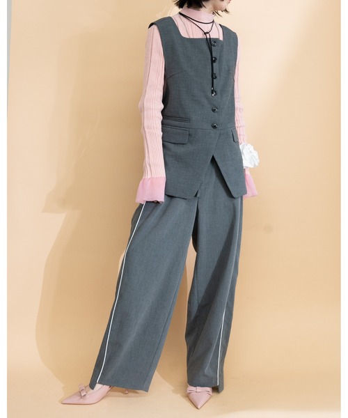 MIDVEIN(ミッドヴェイン)の「Side line curve pants(スラックス・レディース・チャコールグレー/ブラック/ブラウン・FREE)」の5枚目の写真