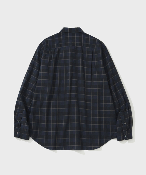 SHIRTER(シャーター)の「NAVONA FLANNEL CHECK SHIRT (NAVY)(シャツ/ブラウス・メンズ・その他・SMALL/MEDIUM/LARGE)」の2枚目の写真