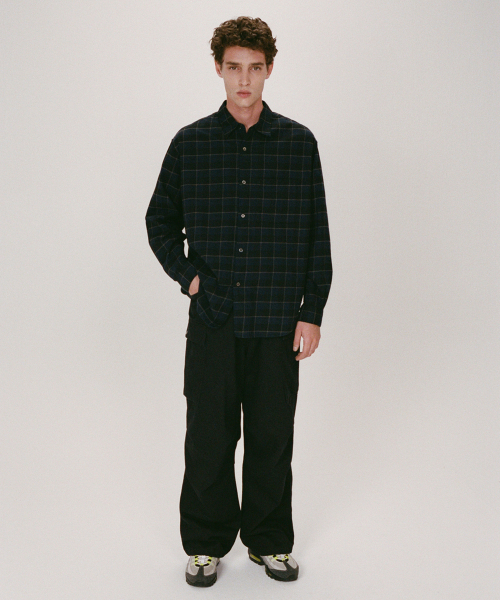 SHIRTER(シャーター)の「NAVONA FLANNEL CHECK SHIRT (NAVY)(シャツ/ブラウス・メンズ・その他・SMALL/MEDIUM/LARGE)」の7枚目の写真