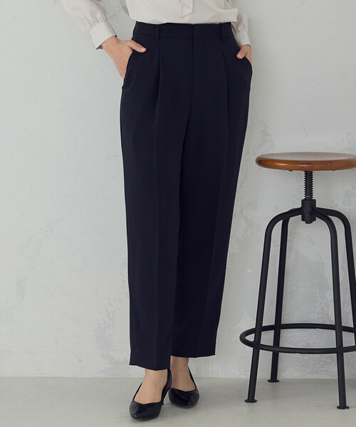 COMME CA ISM（コムサイズム）の「【宮城舞さん着用】【セットアップ対応】ポリエステルツイル　テーパードパンツ（その他パンツ・レディース・グレー/ネイビー・X-SMALL/SMALL/MEDIUM/LARGE/X-LARGE）」の20枚目の写真