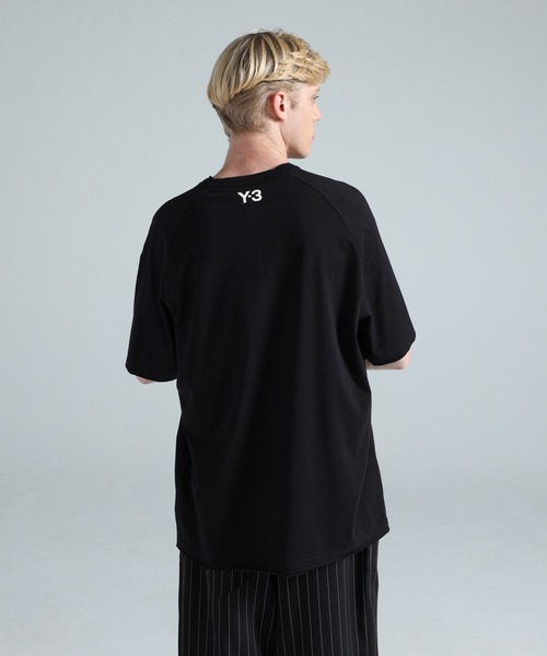 Y-3（ワイスリー）の「Y-3 RAW EDGE 3 STRIPES SHORT SLEEVE TEE（Tシャツ/カットソー・メンズ・ブラック・XX-LARGE/X-LARGE/LARGE/MEDIUM/SMALL/X-SMALL/XX-SMALL）」の5枚目の写真