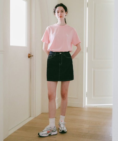 LOSSYROW(ロッシロー)の「Signature Logo Half-Sleeve T-shirt Pink(Tシャツ/カットソー・レディース・その他・FREE)」の4枚目の写真