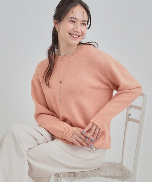 DRESKIP(ドレスキップ)の「【S-LL/洗濯機可】キラキラ光るラメが上品 クルーネックニット(ニット/セーター・レディース・ベージュ/グリーン系/ピンク系/オフホワイト/ネイビー・01/03/02/04)」の5枚目の写真