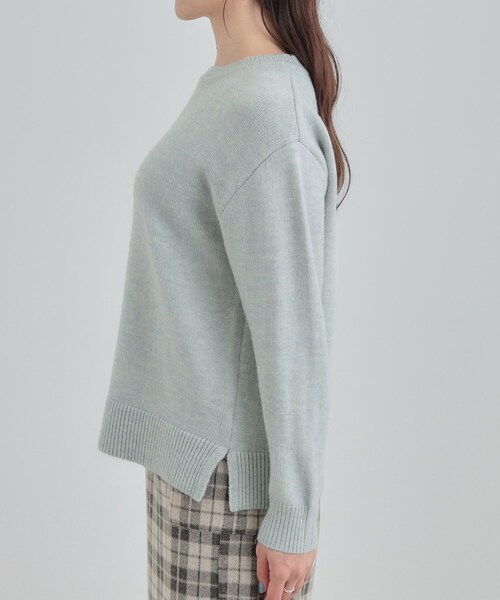DRESKIP(ドレスキップ)の「【S-LL/洗濯機可】キラキラ光るラメが上品 クルーネックニット(ニット/セーター・レディース・ベージュ/グリーン系/ピンク系/オフホワイト/ネイビー・01/03/02/04)」の7枚目の写真
