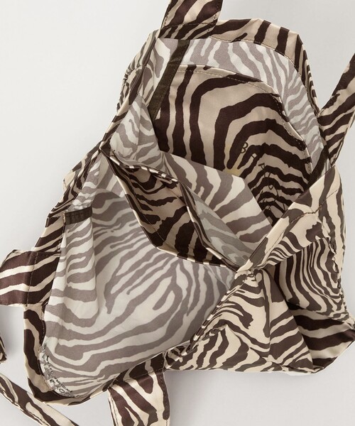 BEAUTY&YOUTH UNITED ARROWS（ビューティーアンドユースユナイテッドアローズ）の「ゼブラ パッカブル トートバッグ（トートバッグ・レディース・ナチュラル/オリーブ・FREE）」の12枚目の写真