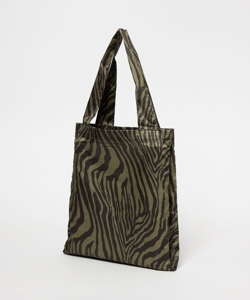 BEAUTY&YOUTH UNITED ARROWS（ビューティーアンドユースユナイテッドアローズ）の「ゼブラ パッカブル トートバッグ（トートバッグ・レディース・ナチュラル/オリーブ・FREE）」の16枚目の写真