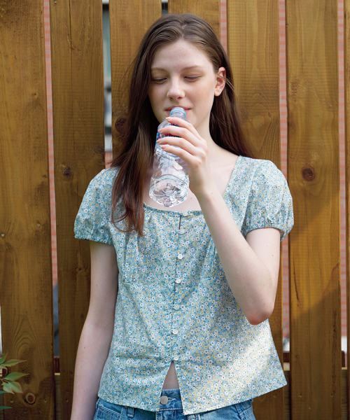 BUT'TON(ボッタン)の「Flower Puff Sleeve Blouse (Green)(シャツ/ブラウス・レディース・その他・FREE)」の2枚目の写真