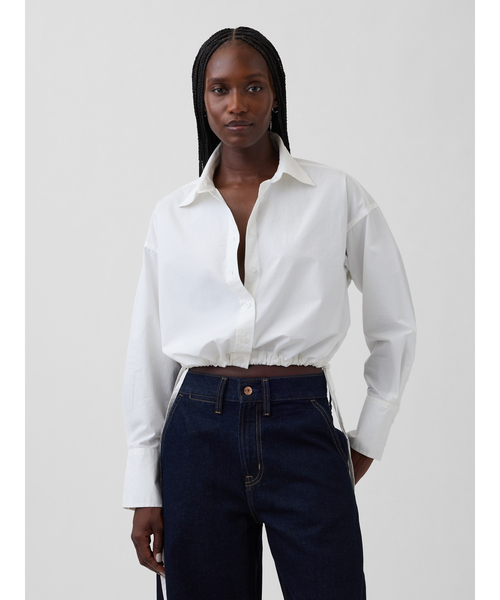 GAP(ギャップ)の「ポプリン オーバーサイズ 裾リボン クロップドシャツ(シャツ/ブラウス・レディース・ブラック系その他/ブラック/ホワイト・L/XXS/XS/S/M)」の2枚目の写真