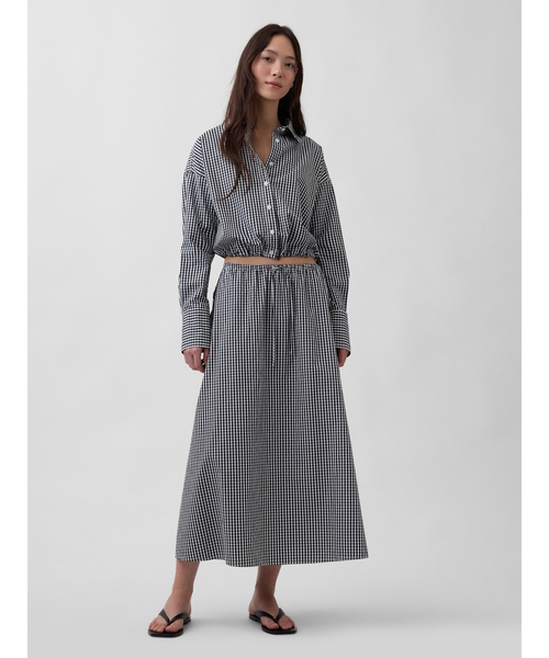 GAP(ギャップ)の「ポプリン オーバーサイズ 裾リボン クロップドシャツ(シャツ/ブラウス・レディース・ブラック系その他/ブラック/ホワイト・L/XXS/XS/S/M)」の7枚目の写真