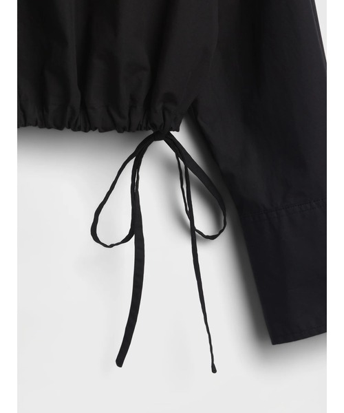 GAP(ギャップ)の「ポプリン オーバーサイズ 裾リボン クロップドシャツ(シャツ/ブラウス・レディース・ブラック系その他/ブラック/ホワイト・L/XXS/XS/S/M)」の9枚目の写真