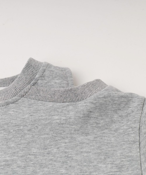 URBAN CHERRY（アーバンチェリー）の「カットショルダーハートデザイントレーナー（その他トップス・キッズ・グレー・110cm/130cm/140cm/120cm）」の10枚目の写真