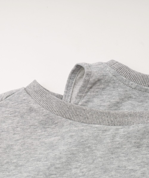 URBAN CHERRY（アーバンチェリー）の「カットショルダーハートデザイントレーナー（その他トップス・キッズ・グレー・110cm/130cm/140cm/120cm）」の14枚目の写真