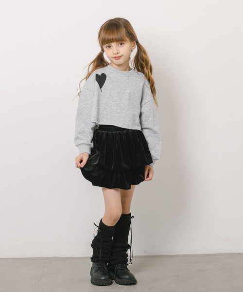 URBAN CHERRY（アーバンチェリー）の「カットショルダーハートデザイントレーナー（その他トップス・キッズ・グレー・110cm/130cm/140cm/120cm）」の6枚目の写真