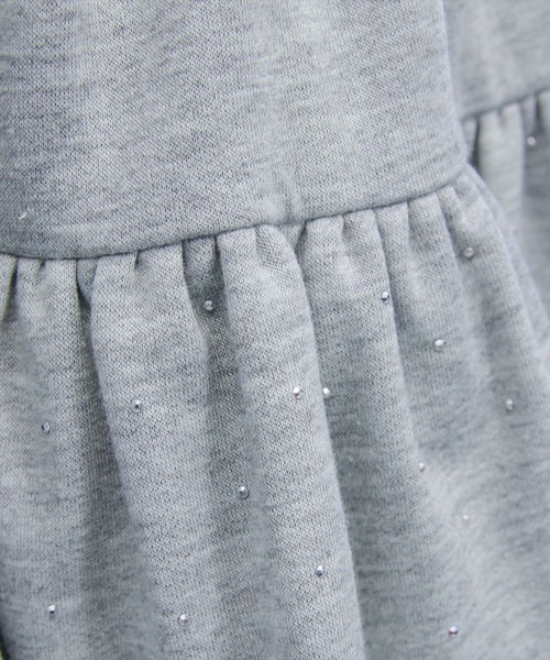 clear（クリア）の「ラインストーン2段ティアードスウェットミニスカート(セット可)[着回し力抜群 ガーリー キラキラ]（スカート・レディース・グレー/ブラック・F）」の13枚目の写真