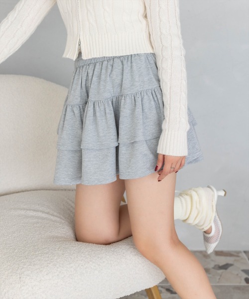 clear（クリア）の「ラインストーン2段ティアードスウェットミニスカート(セット可)[着回し力抜群 ガーリー キラキラ]（スカート・レディース・グレー/ブラック・F）」の3枚目の写真