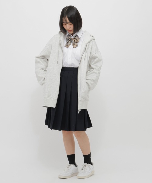 GLOBAL WORK（グローバルワーク）の「ポイント刺繍ダブルZIPパーカー/AND YUA ANY/629905（パーカー・キッズ・カーキ/ホワイト系その他/グレー系その他4・LARGE/MEDIUM）」の9枚目の写真