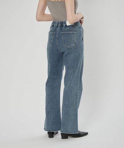 Remind me and forever(リマインドミーアンドフォーエバー)の「【nane】《サイズ展開有》ストレッチデニムフレアーパンツ(デニムパンツ・レディース・ワンウォッシュ/ブラック/その他/ケミカルウォッシュ・LARGE/MEDIUM)」の1枚目の写真