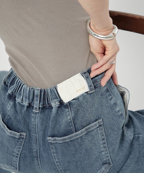 Remind me and forever(リマインドミーアンドフォーエバー)の「【nane】《サイズ展開有》ストレッチデニムフレアーパンツ(デニムパンツ・レディース・ワンウォッシュ/ブラック/その他/ケミカルウォッシュ・LARGE/MEDIUM)」の12枚目の写真