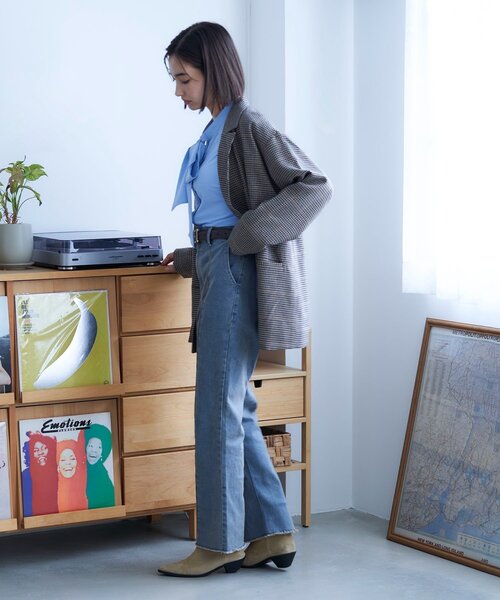 Remind me and forever(リマインドミーアンドフォーエバー)の「【nane】《サイズ展開有》ストレッチデニムフレアーパンツ(デニムパンツ・レディース・ワンウォッシュ/ブラック/その他/ケミカルウォッシュ・LARGE/MEDIUM)」の17枚目の写真