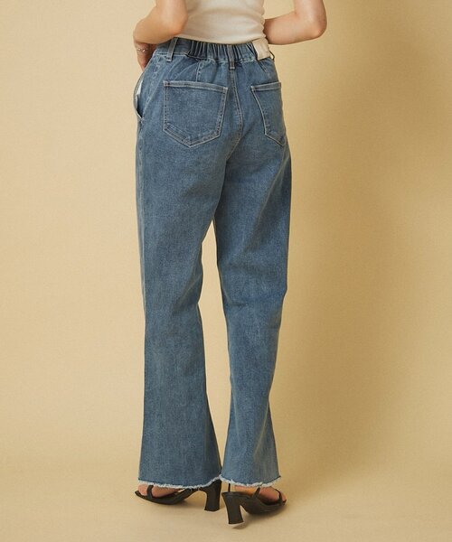 Remind me and forever(リマインドミーアンドフォーエバー)の「【nane】《サイズ展開有》ストレッチデニムフレアーパンツ(デニムパンツ・レディース・ワンウォッシュ/ブラック/その他/ケミカルウォッシュ・LARGE/MEDIUM)」の21枚目の写真