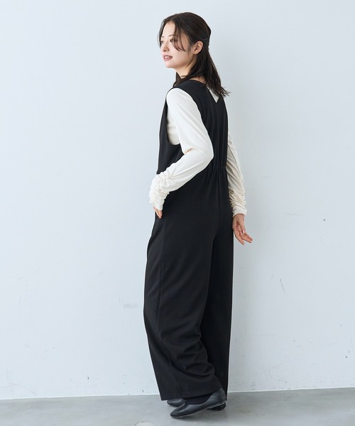 mil(ミル)の「カシュクール サロペット【586071】(サロペット/オーバーオール・レディース・ベージュ/ブラック・FREE/XS/S)」の13枚目の写真