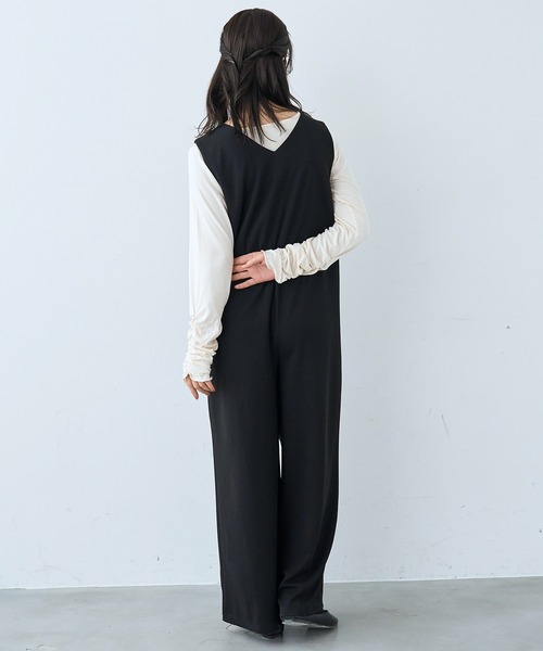 mil(ミル)の「カシュクール サロペット【586071】(サロペット/オーバーオール・レディース・ベージュ/ブラック・FREE/XS/S)」の14枚目の写真