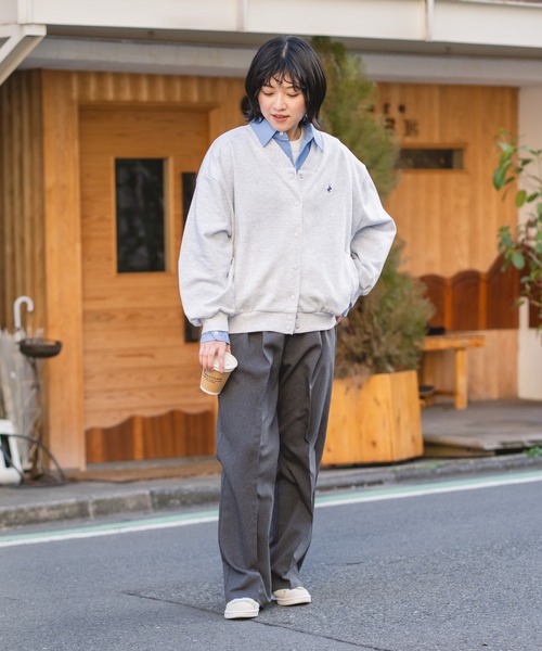 BEVERLY HILLS POLO CLUB(ビバリーヒルズポロクラブ)の「【BEVERLY HILLS POLO CLUB/ビバリーヒルズポロクラブ】【首元すっきり・体型カバー】ミニ裏毛 Vネックカーディガン ルーズシルエット 着痩せ(カーディガン/ボレロ・レディース・ライトグレー/ブラック/ライトグリーン・MEDIUM/LARGE)」の18枚目の写真