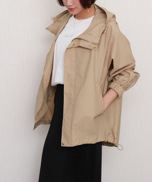libelle more(リベル モア)の「【NC撥水加工】裾ドロストミドル丈ブルゾン マウンテンパーカー(マウンテンパーカー・レディース・モカ/ベージュ/アイボリー/ブラック/カーキ/ネイビー・M/L)」の5枚目の写真