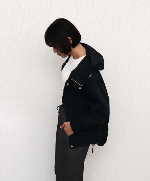 libelle more(リベル モア)の「【NC撥水加工】裾ドロストミドル丈ブルゾン マウンテンパーカー(マウンテンパーカー・レディース・モカ/ベージュ/アイボリー/ブラック/カーキ/ネイビー・M/L)」の19枚目の写真