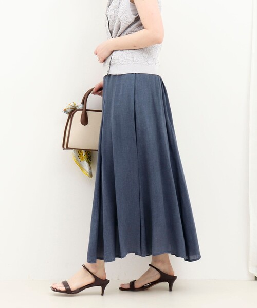 MICO COULIER（ミコクリエ）の「シアーデニムパネルフレアスカート（スカート・レディース・ネイビー/サックスブルー・38/36）」の2枚目の写真