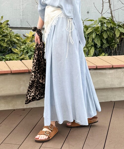 MICO COULIER（ミコクリエ）の「シアーデニムパネルフレアスカート（スカート・レディース・ネイビー/サックスブルー・38/36）」の21枚目の写真