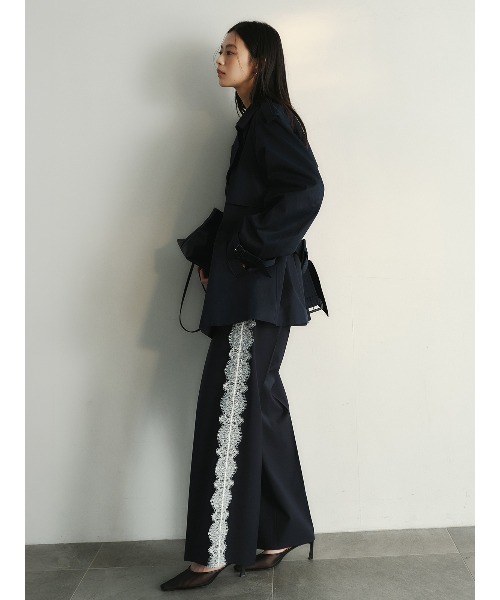 anuans(アニュアンス)の「レーストリムタックパンツ(その他パンツ・レディース・ホワイト/ネイビー/ブラック・SMALL/MEDIUM)」の7枚目の写真