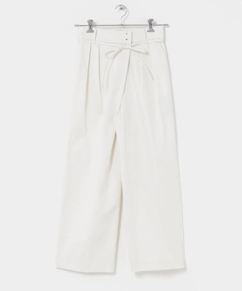 URBAN RESEARCH ROSSO WOMEN（アーバンリサーチ　ロッソ）の「ラップデザインパンツ（その他パンツ・レディース・ホワイト/ネイビー・36/38）」の8枚目の写真