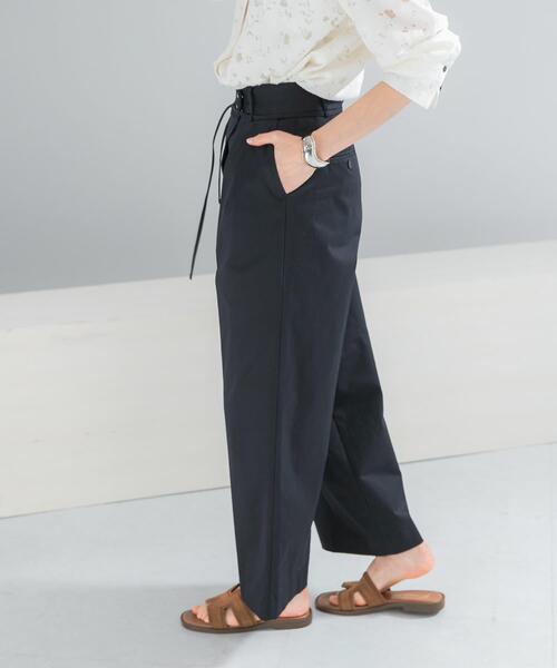 URBAN RESEARCH ROSSO WOMEN（アーバンリサーチ　ロッソ）の「ラップデザインパンツ（その他パンツ・レディース・ホワイト/ネイビー・36/38）」の11枚目の写真