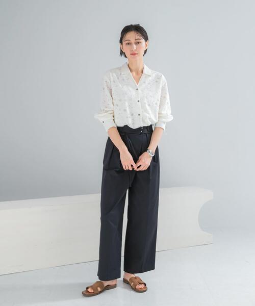 URBAN RESEARCH ROSSO WOMEN（アーバンリサーチ　ロッソ）の「ラップデザインパンツ（その他パンツ・レディース・ホワイト/ネイビー・36/38）」の13枚目の写真