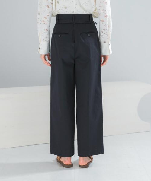 URBAN RESEARCH ROSSO WOMEN（アーバンリサーチ　ロッソ）の「ラップデザインパンツ（その他パンツ・レディース・ホワイト/ネイビー・36/38）」の16枚目の写真