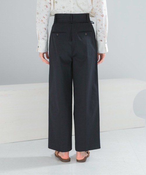 URBAN RESEARCH ROSSO WOMEN(アーバンリサーチ ロッソ)の「ラップデザインパンツ(その他パンツ・レディース・ホワイト/ネイビー・36/38)」の7枚目の写真