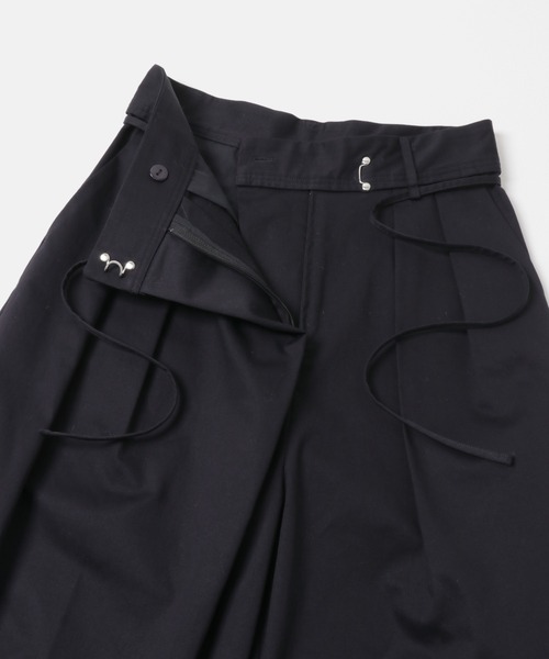 URBAN RESEARCH ROSSO WOMEN(アーバンリサーチ ロッソ)の「ラップデザインパンツ(その他パンツ・レディース・ホワイト/ネイビー・36/38)」の12枚目の写真