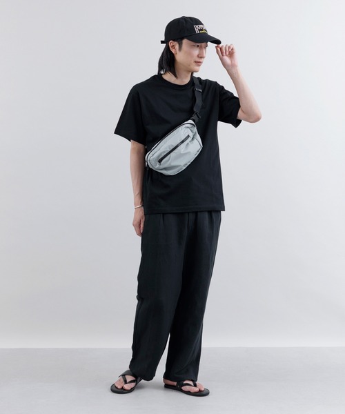 kuros'（クロス）の「【kuros’オリジナル】ダイヤリップウエストバッグ 日本製（ボディバッグ/ウエストポーチ・メンズ・グレー/ブラック・FREE）」の4枚目の写真