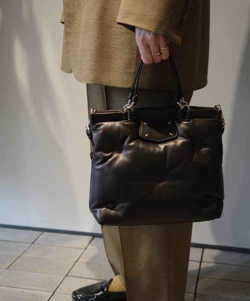Maison Margiela(メゾンマルジェラ)の「Maison Margiela GLAM SLAM SHOPPING SMALL(ハンドバッグ・レディース・ブラック・FREE)」の6枚目の写真