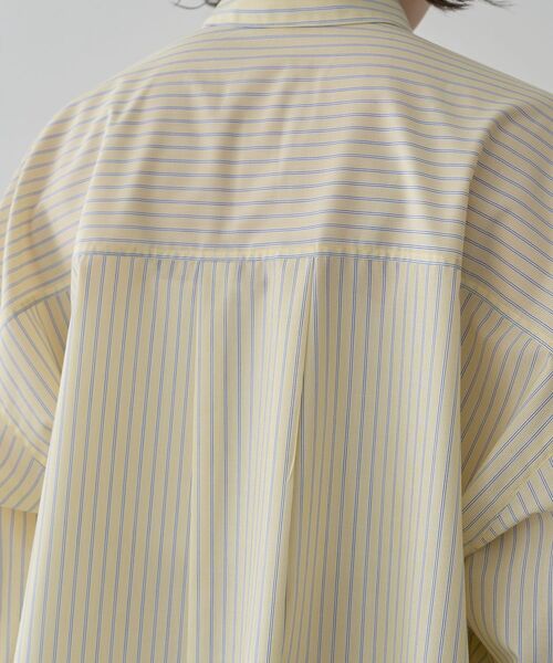 Green Parks(グリーンパークス)の「イージーケア抜け衿シャツ(シャツ/ブラウス・レディース・サックスブルー/ピンク系その他/ブルー系その他6/イエロー系その他2/オフホワイト/グリーン系その他3/パープル・FREE)」の20枚目の写真