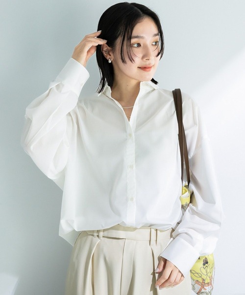 Green　Parks（グリーンパークス）の「イージーケア抜け衿シャツ（シャツ/ブラウス・レディース・サックスブルー/ピンク系その他/ブルー系その他6/イエロー系その他2/オフホワイト/グリーン系その他3/パープル・FREE）」の2枚目の写真